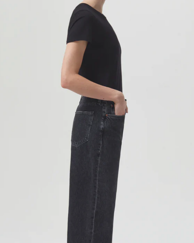 Annise Slim Tee in Black