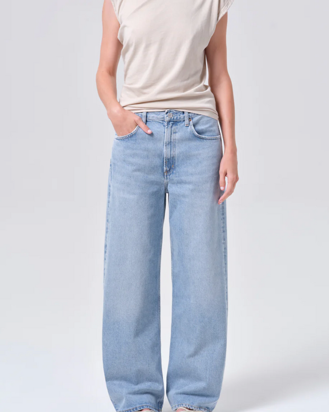 Low Curve Jean In Force