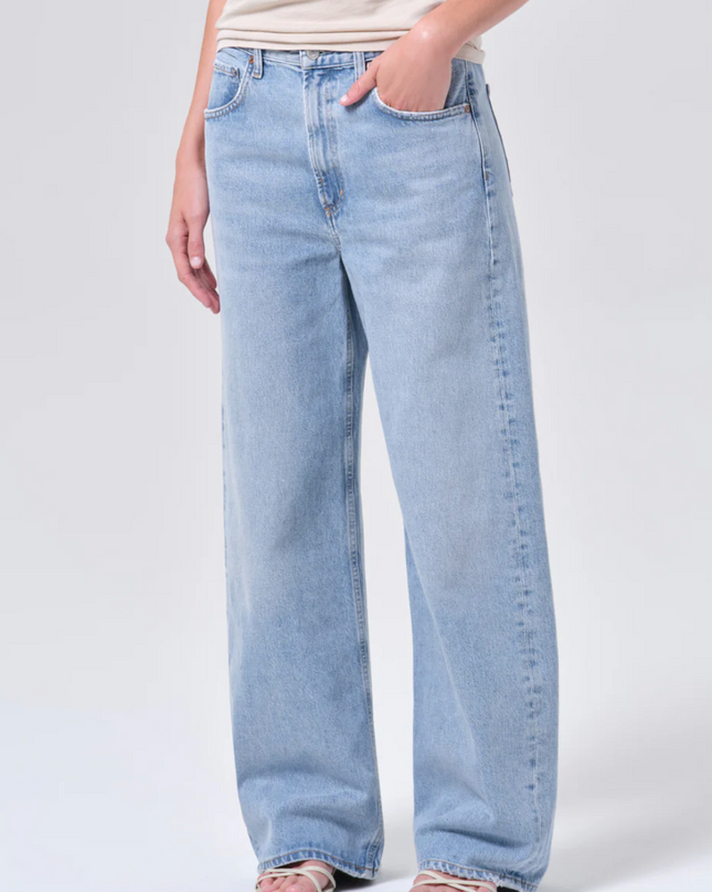 Low Curve Jean In Force