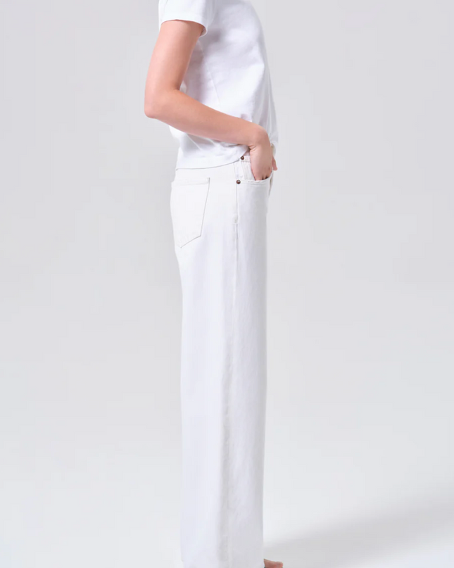 Low Curve Jean In Milkshake
